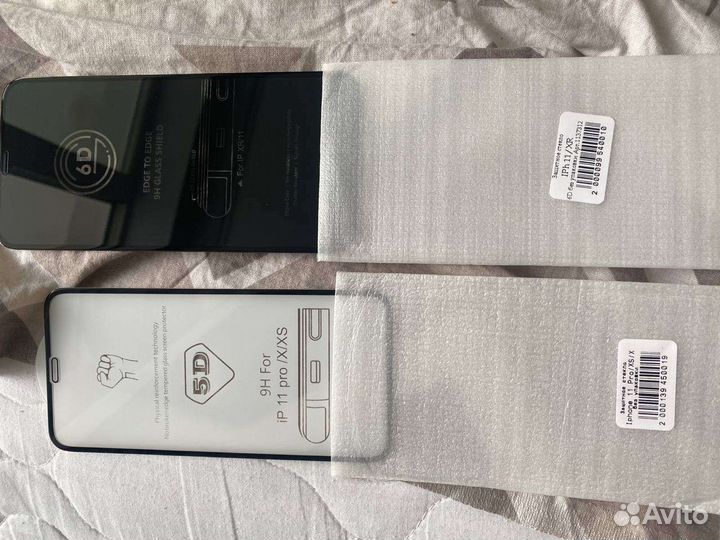 Защитные стекла на iPhone 11/XR