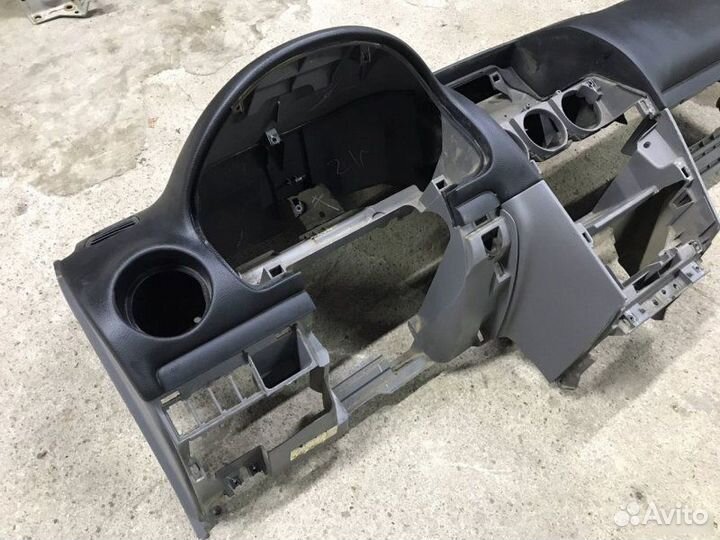 Торпедо Mazda 6 Gg седан 2.0 2003