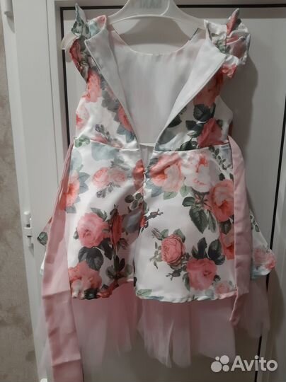 Платье для девочки нарядное