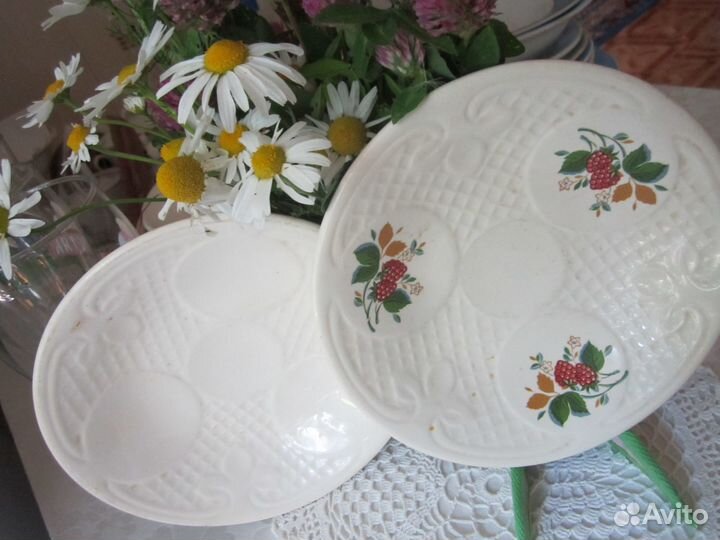 Две милые тарелочки. Конаково. СССР