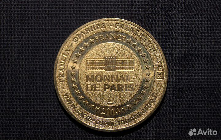 Монета подарочная. Париж