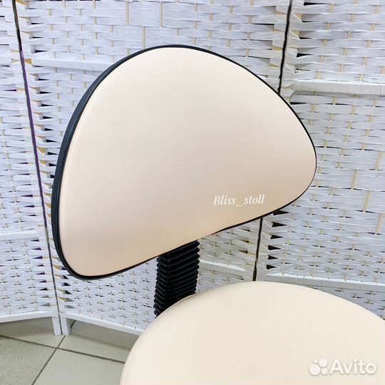 Стул мастера Таблетка со спинкой