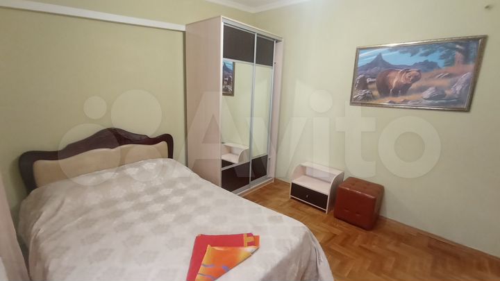 3-к. квартира, 70 м², 2/2 эт.