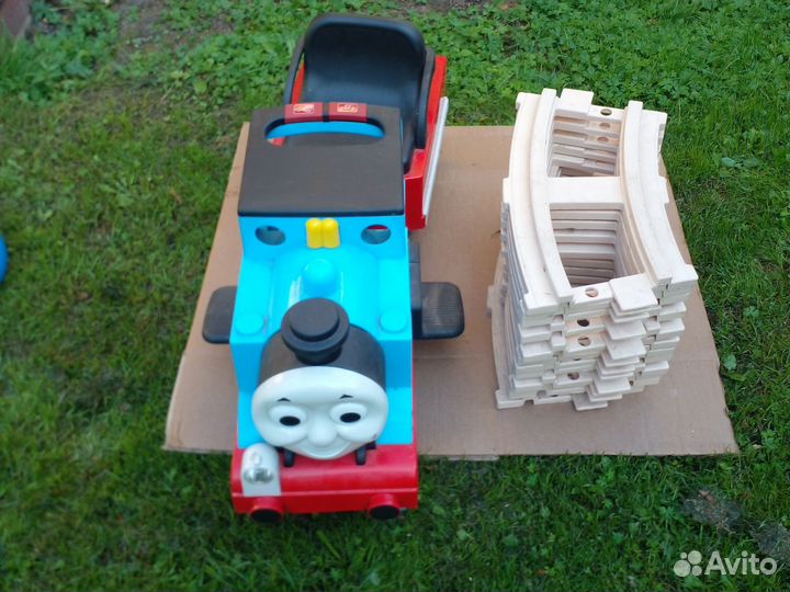 Паровозик на аккумуляторе