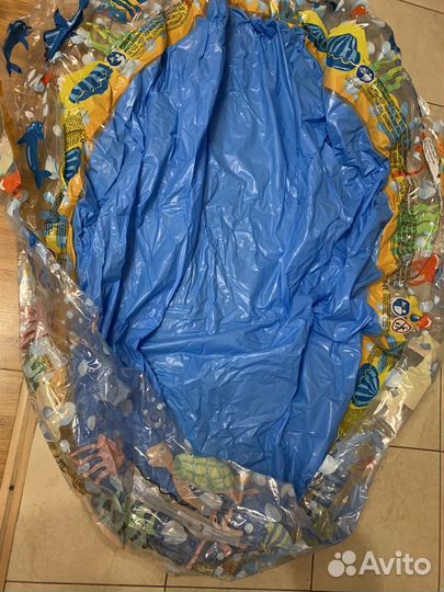 Детский надувной бассейн