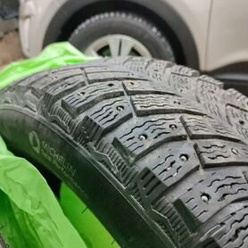 Michelin X-Ice North 4 215/65 R16