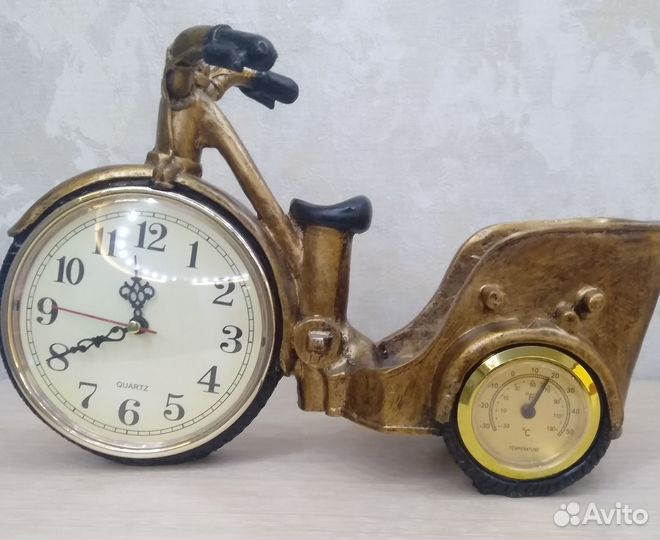 Настольные часы