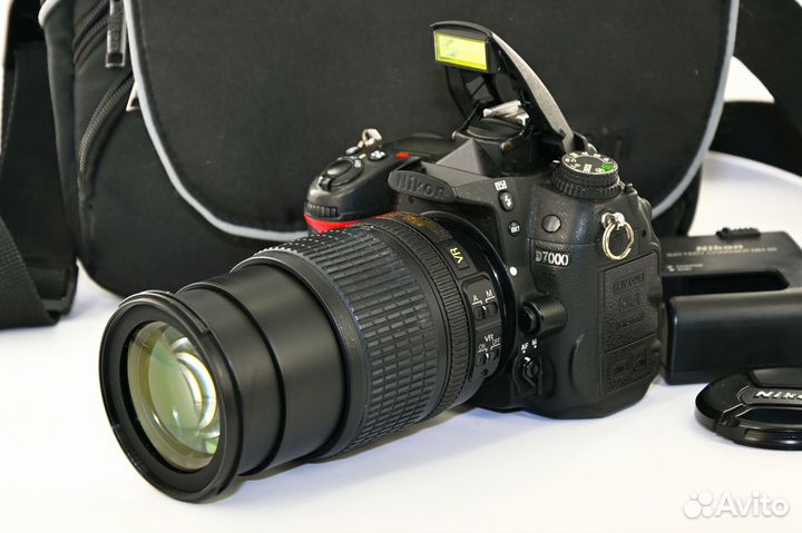 Nikon D7000 16.2MP зеркалка Kit AF-S VR 18-105