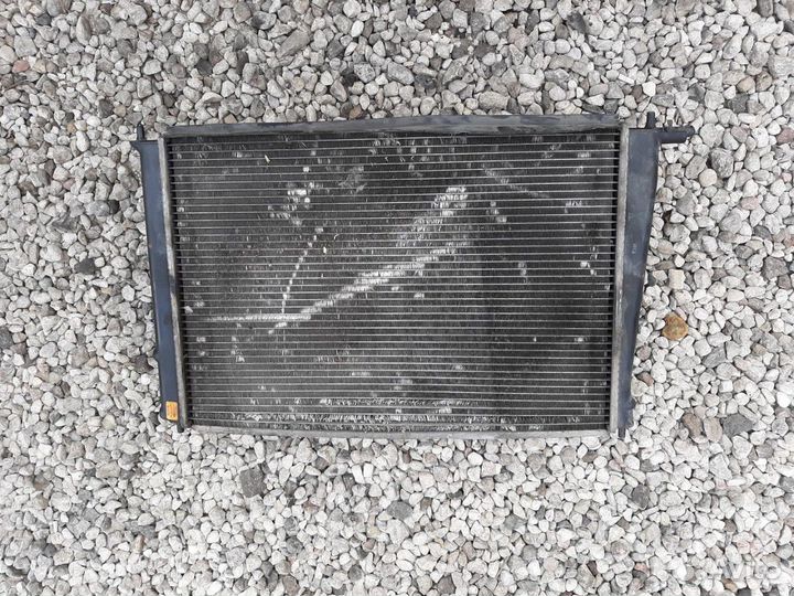 Радиатор охлаждения Хендай Н1 Старекс оригинальный