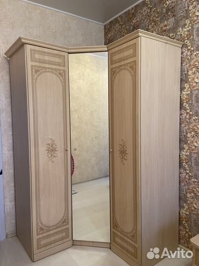 Спальный гарнитур