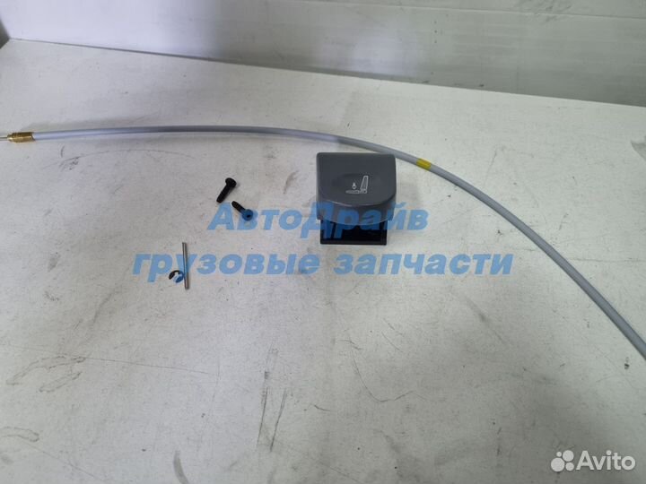 Кнопка подъема сидения Ивеко Стралис