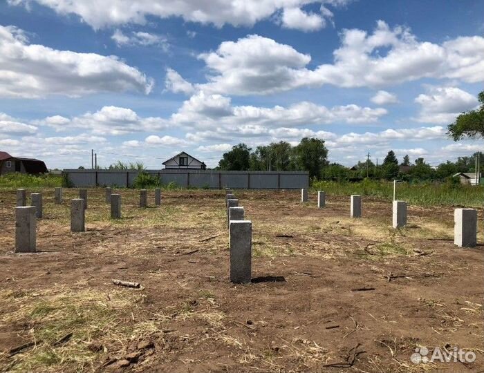 Железобетонные сваи, фундамент