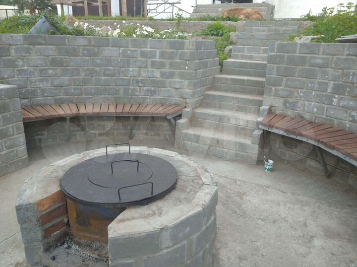 Дом 293 м² на участке 9,3 сот.