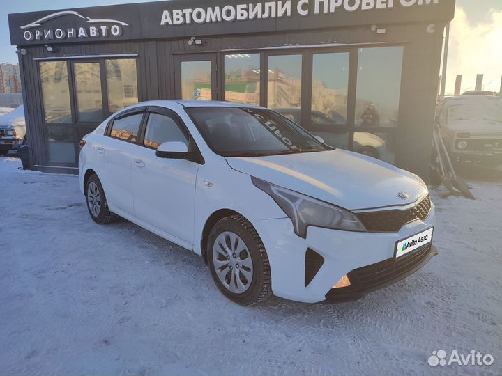 Kia Rio 1.4 AT, 2021, битый, 87 000 км
