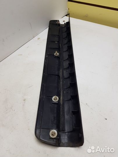 Накладка порога внутренняя Mitsubishi Lanser 9