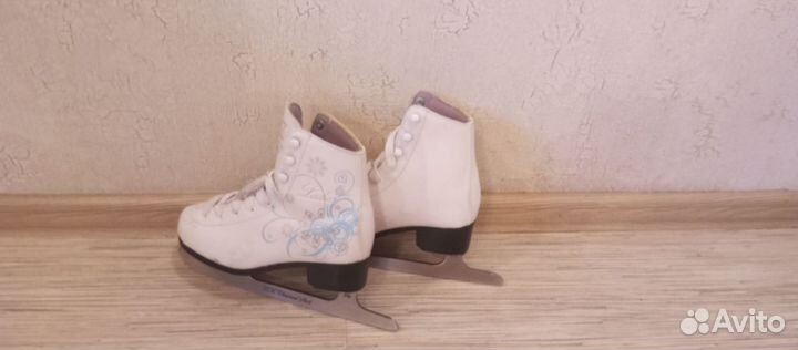 Коньки фигурные