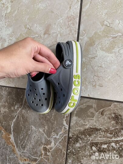 Crocs c9