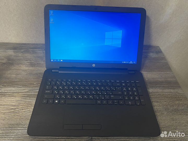 Ноутбук HP model 15-ay516ur
