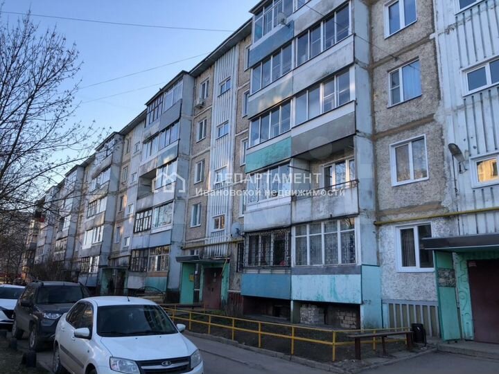 3-к. квартира, 52 м², 5/5 эт.