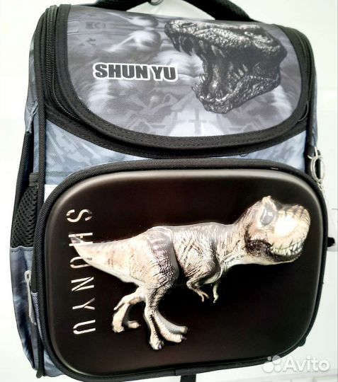 Рюкзак новый с биркой, школьный для мальчика