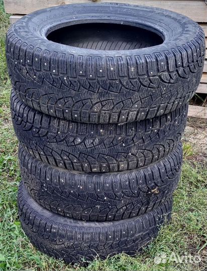 Pirelli Winter Carving 215/65 R16