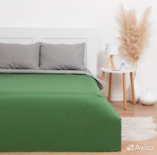 Покрывала стеганные новые