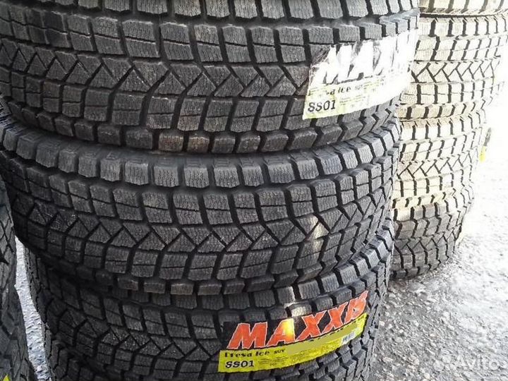 Maxxis SS-01 Presa SUV 245/45 R20