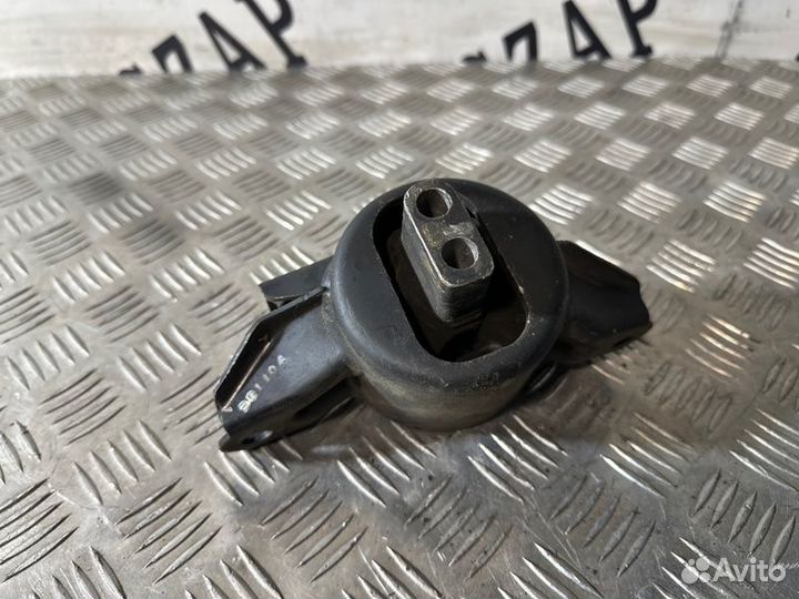 Опора двс Hyundai I30 GD 2 D4FB diesel 11-17