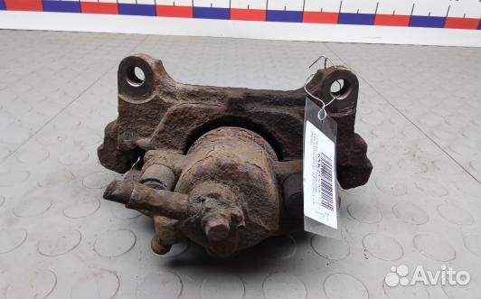 Суппорт тормозной передний правый volkswagen passat B7 (OUK07N702)