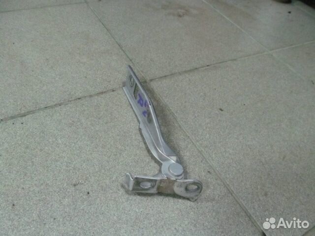 Петля капота правая Vw Golf 4 1J0 1998-2006