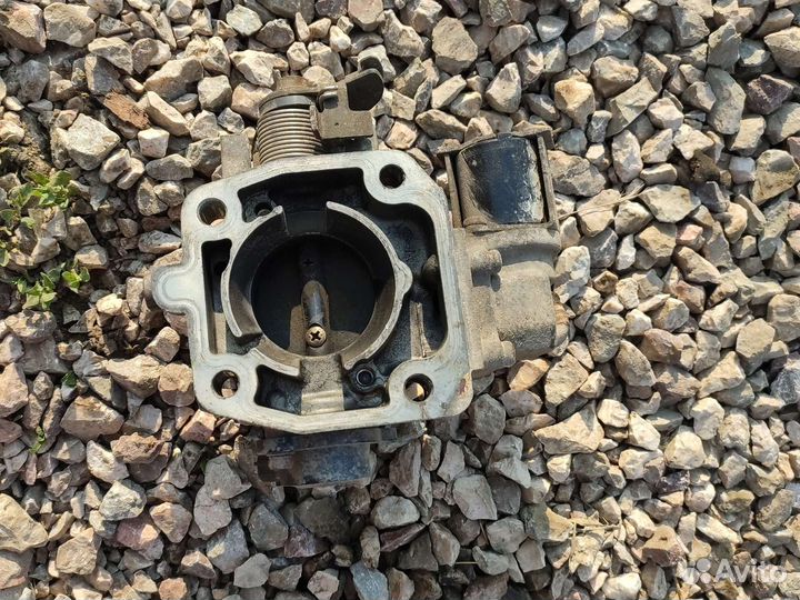 Дроссельная заслонка Мазда 323 bj