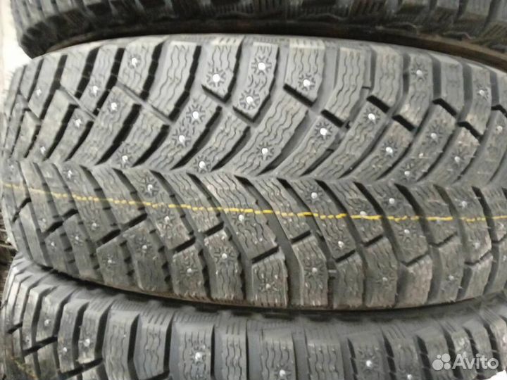 Michelin X-Ice North 4 205/65 R16 99T