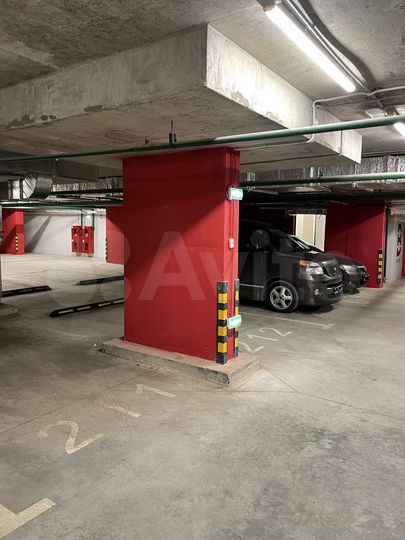 Машиноместо, 14 м²