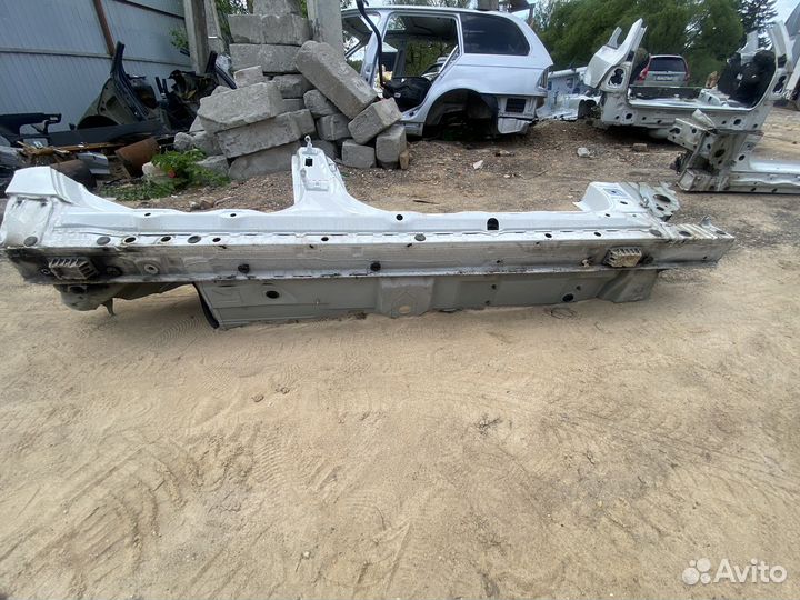 Порог правый bmw 5 e60/e61