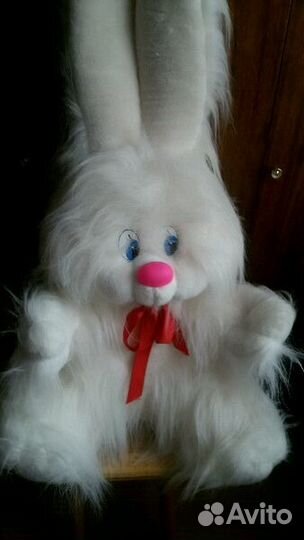 Белоснежный заяц новый. 85 см