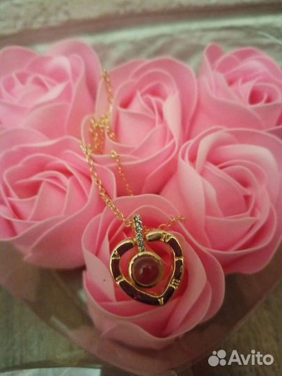 Мыльные розы сердце на 100 языках i love you