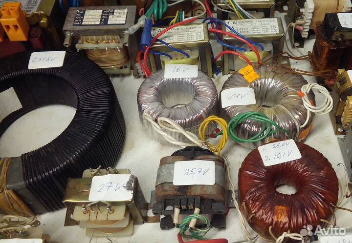 Трансформаторы 220V. Много разных Uвых
