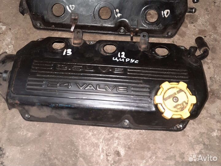 Клапанная крышка chrysler cirrus 2.5 6g73