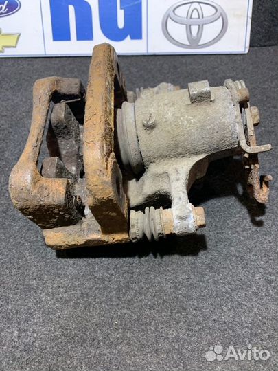 Суппорт задний левый Opel Insignia лифтбек A18XER