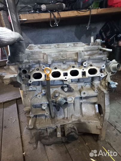 Двигатель Nissan note 1.6 hr16de