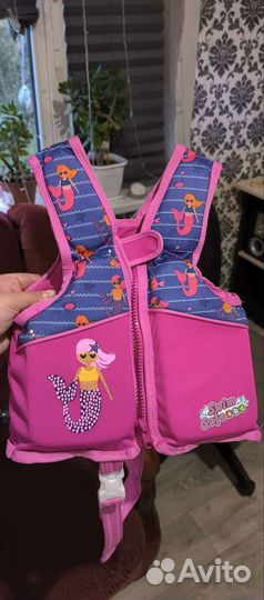 Детский плавательный жилет