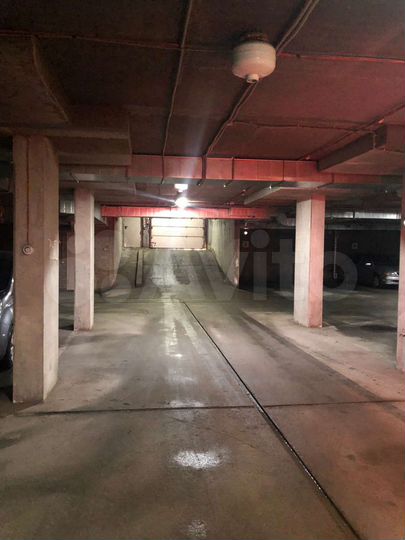 Машиноместо, 16 м²