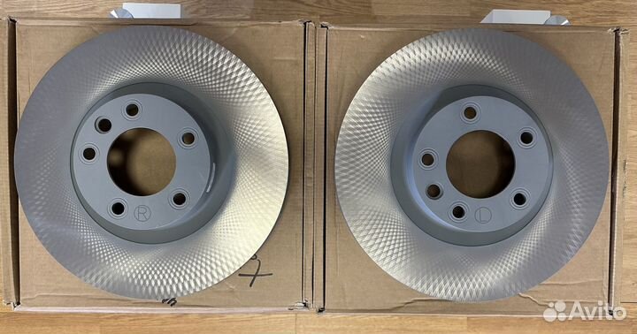 Диск тормозной передний левый Porsche Cayenne 958