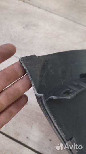 Губа переднего бампера Audi Q 5 8 R С 2008 По 2017