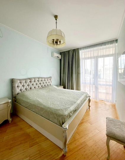 3-к. квартира, 126 м², 3/7 эт.