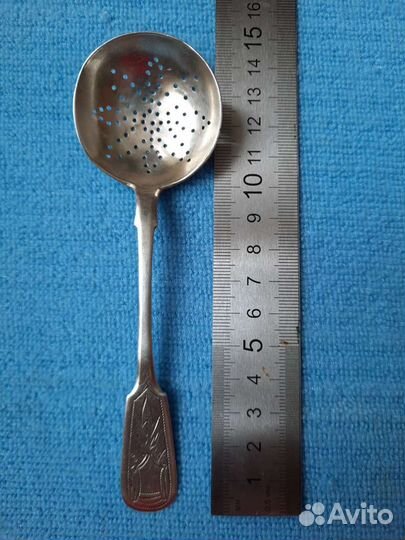 Чайное ситечко из серебра 84*