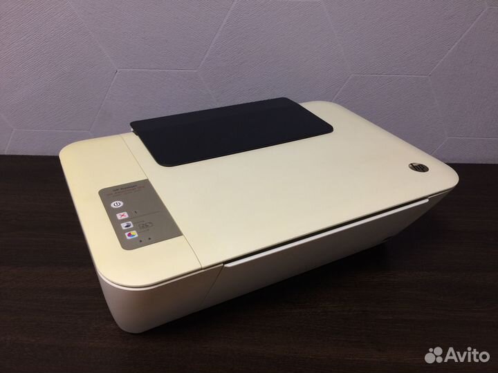 HP Deskjet Ink Advantage 1515 с картриджами