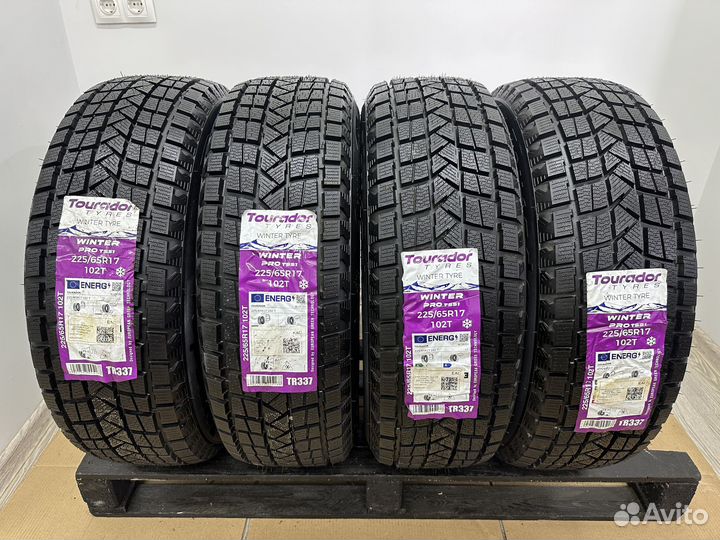 Tourador Winter Pro TSS1 225/65 R17 102T