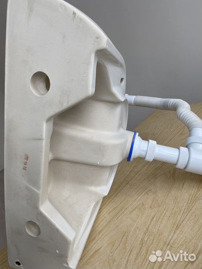 Раковина в ванную бу