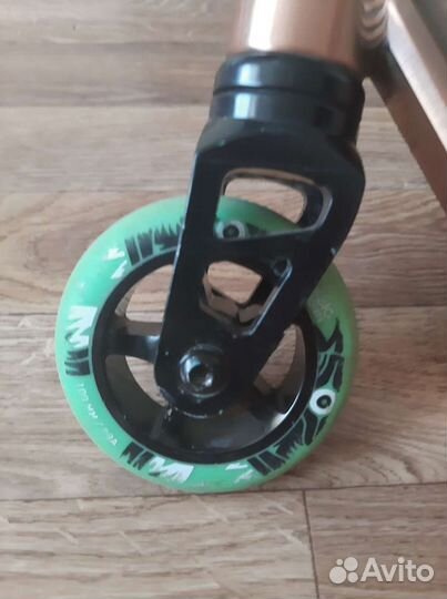 Трюковой самокат Oxelo Freestyle MF 1.8+